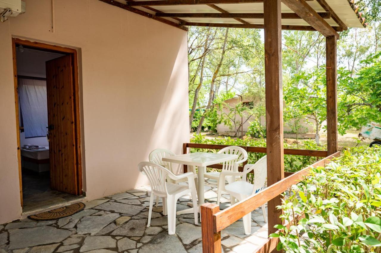 Camping Pefki Hotel Exterior foto